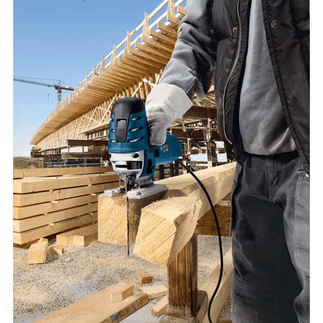 Fierastrau pendular Bosch GST 150 CE